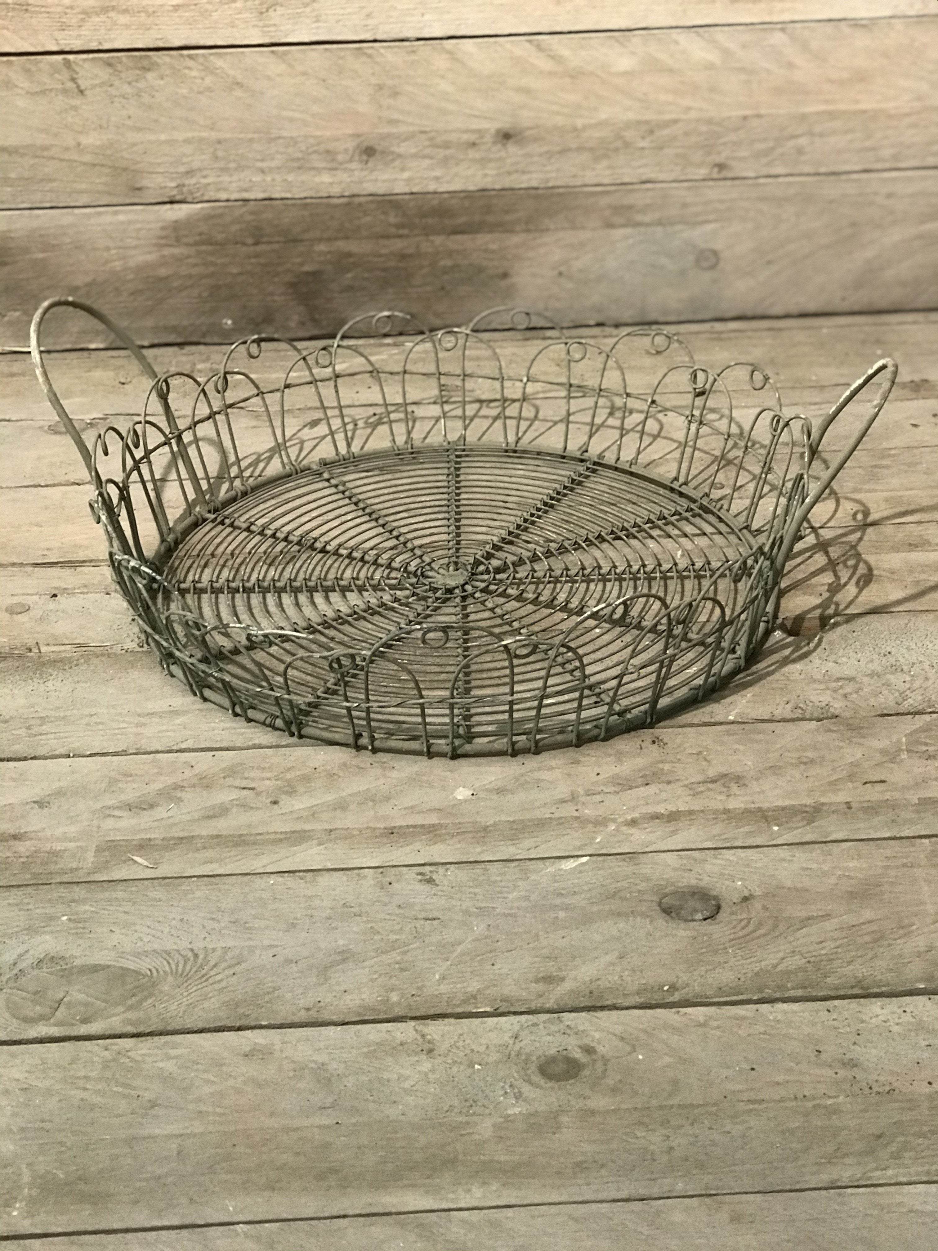 Round Wire Tray Large