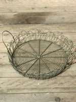 Load image into Gallery viewer, Round Wire Tray Large
