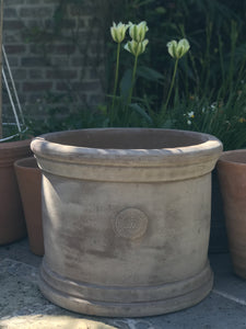 Wakehurst Kew Frostproof Terracotta Planter -  Medium