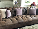 Load image into Gallery viewer, Beautiful Velvet Cushion - Heather
